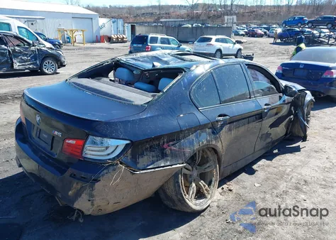 2013 BMW M5 from USA, damaged, VIN WBSFV9C5XDC772509